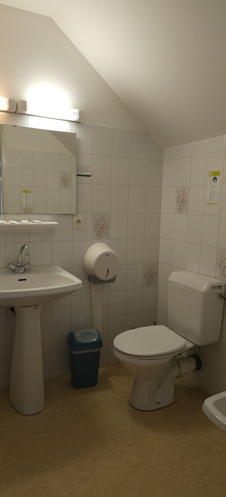 Classic Quadruple Room - Photo 3