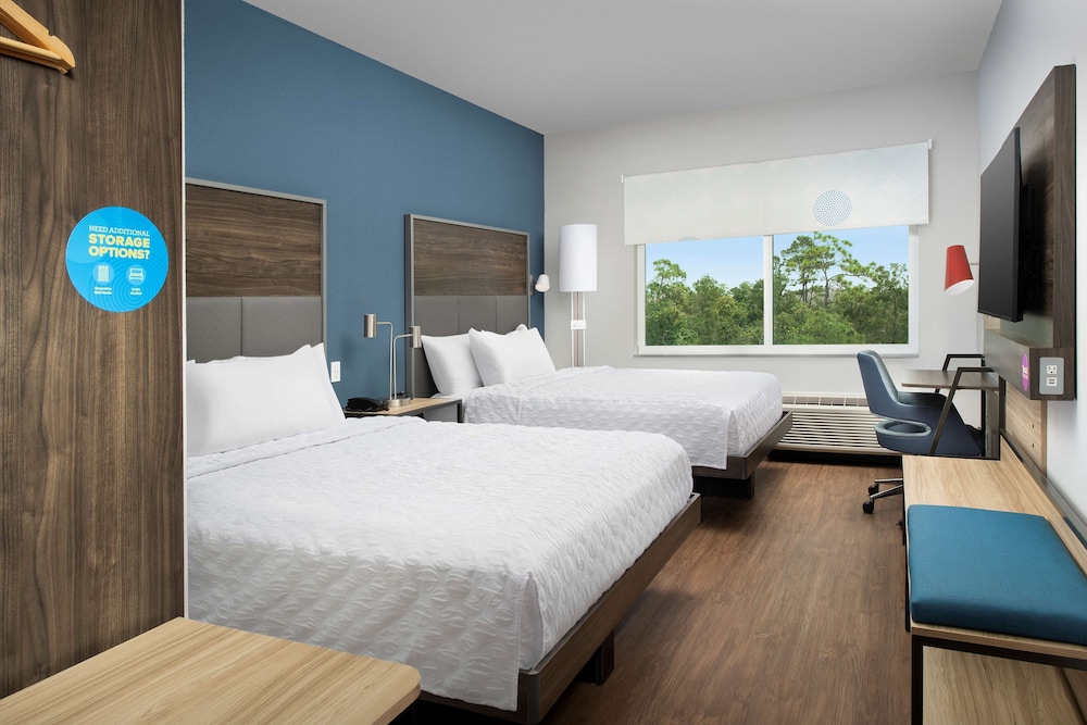 Standard Room, 2 Queen Beds, Accessible (Hearing)