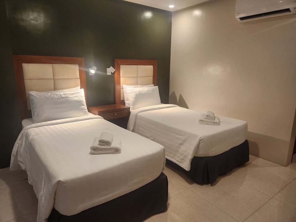 Comfort Twin Room - Photo 9