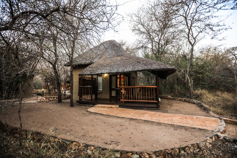 Deluxe Chalet, 2 Bedrooms, Garden View photo 2