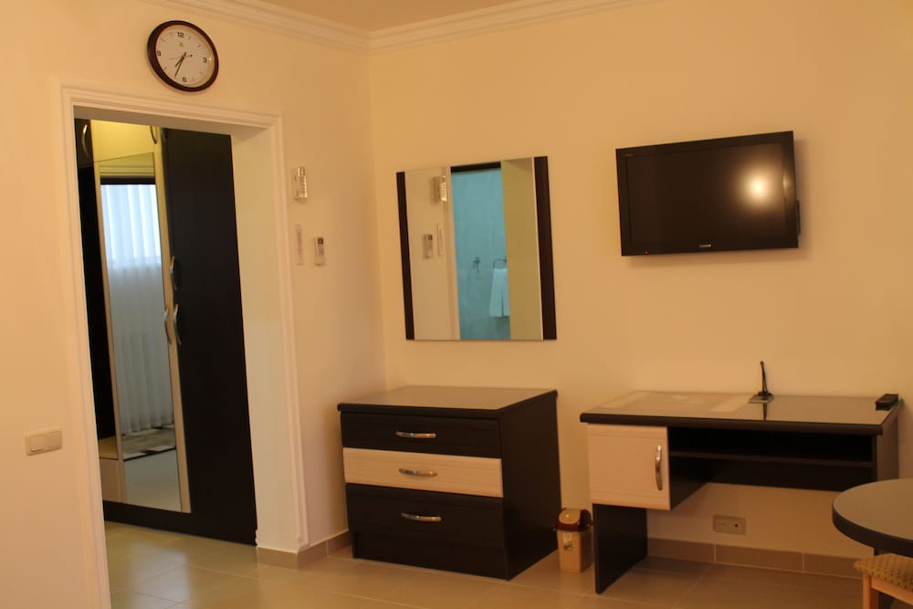 Deluxe Double Or Twin Room photo 2