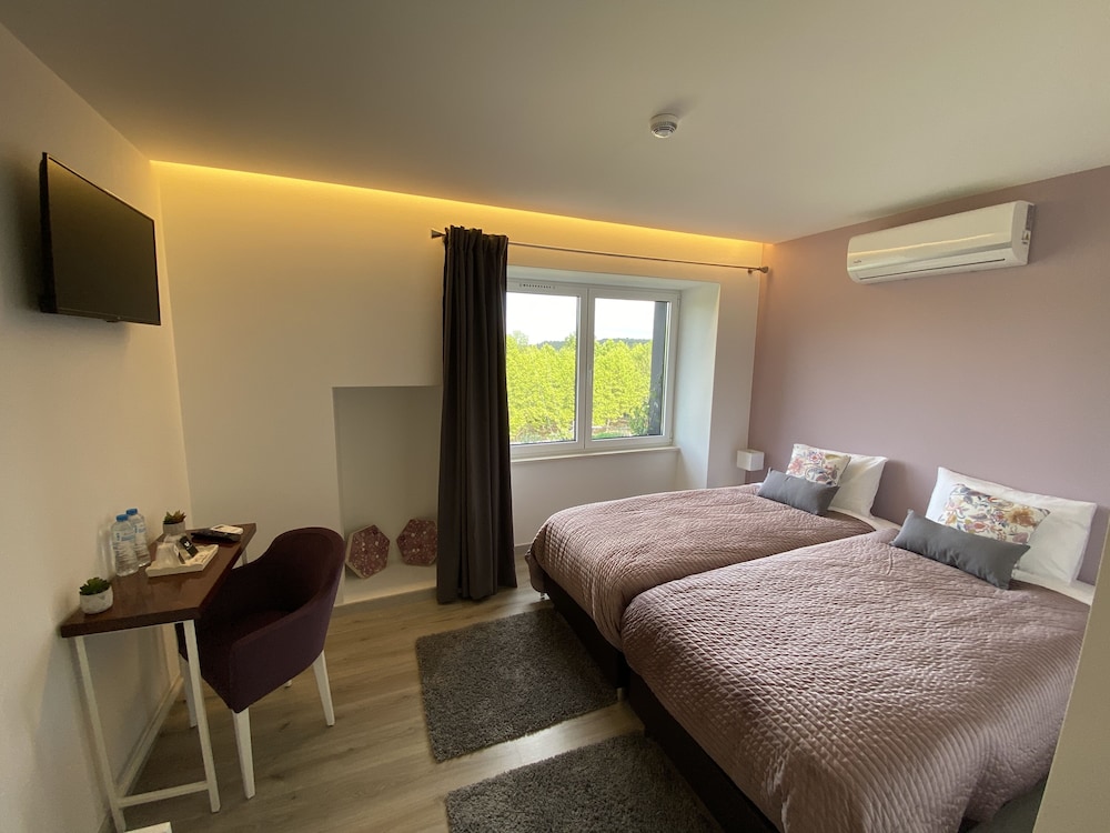 Comfort Room photo 1