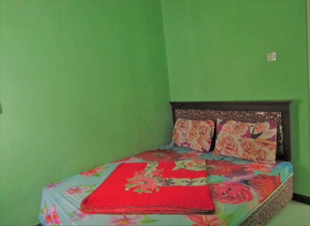 Standard Room - Photo 1