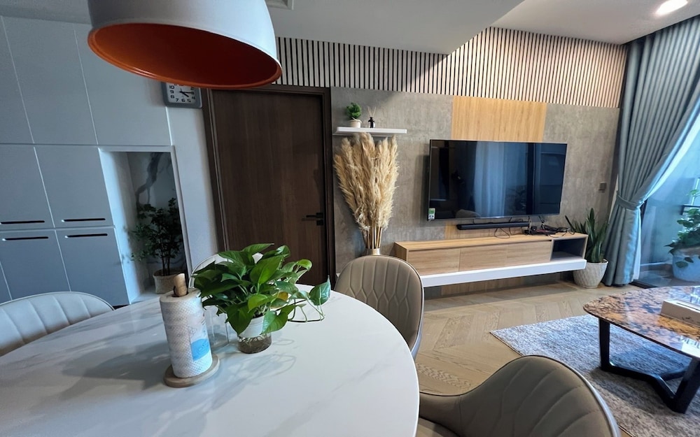 Presidential Suite, 3 Bedrooms, Club Lounge Access, City View