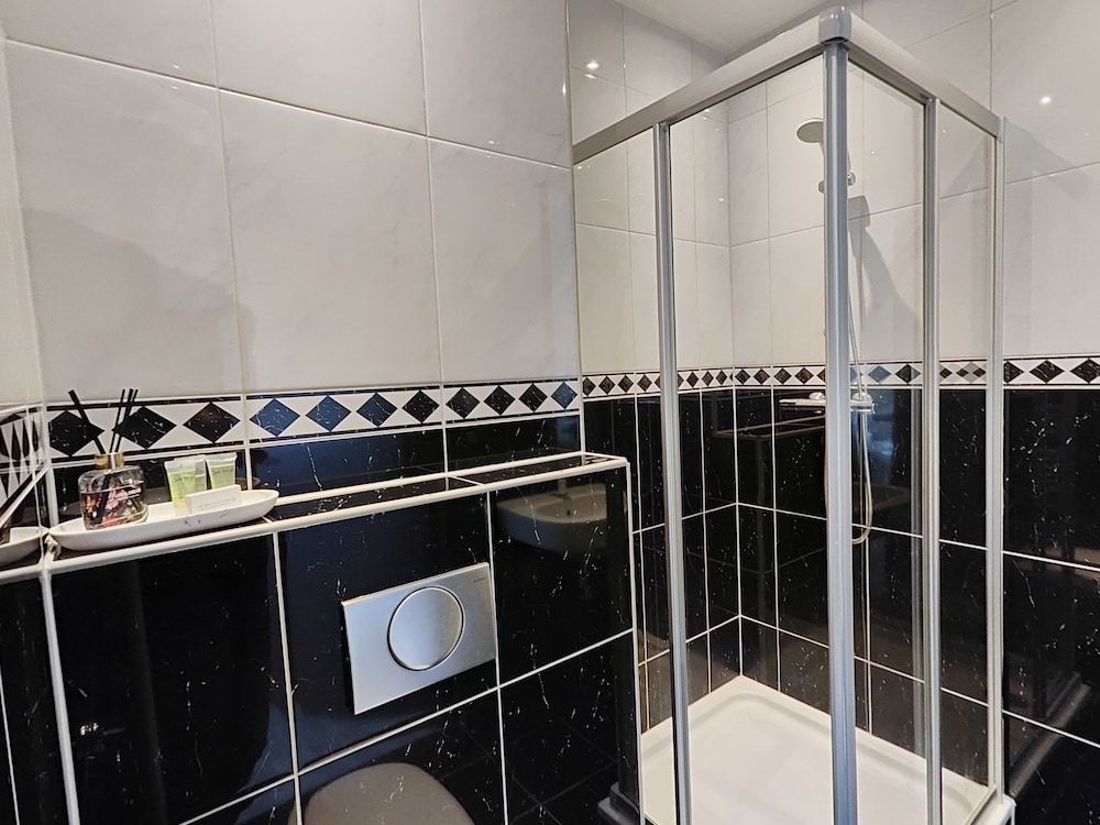 Double or Twin Room photo 2