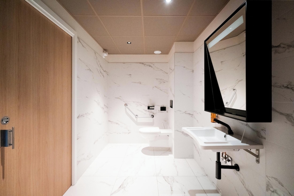 Superior Room, Accessible photo 3