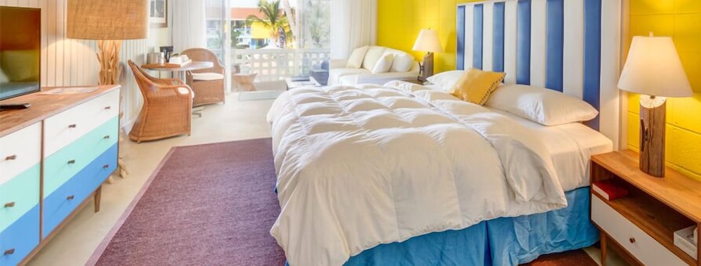 Standard Room, 1 King Bed with Sofa bed