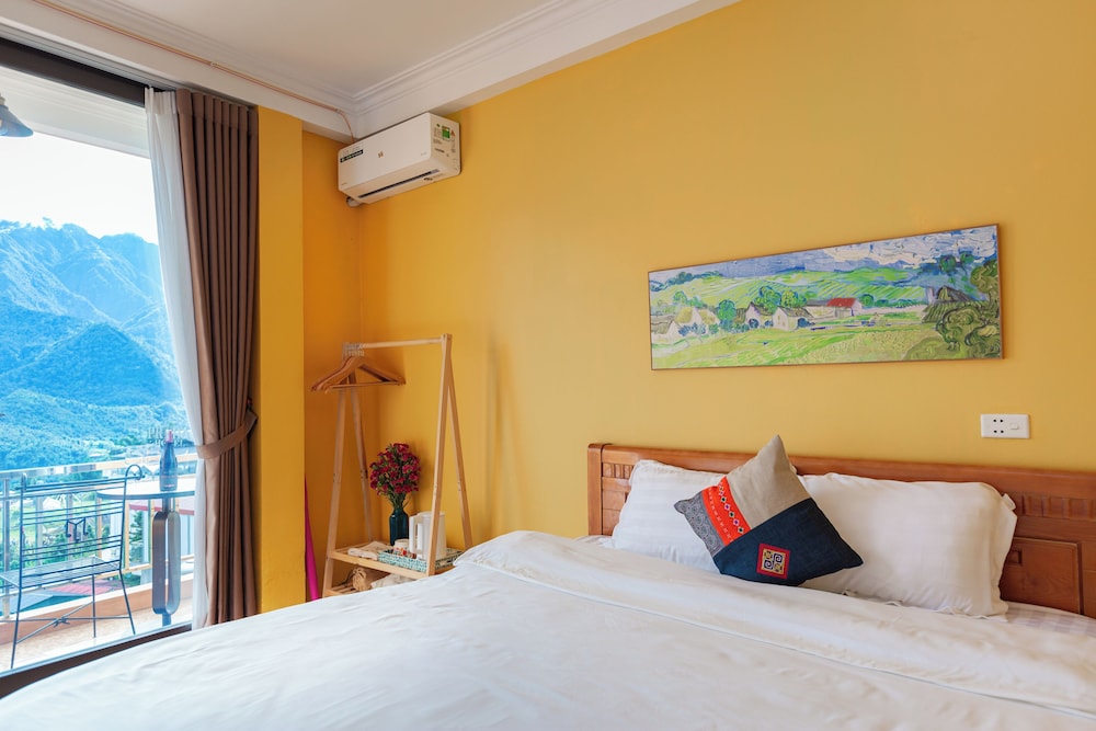 Superior Double Room, 1 Queen Bed, Balcony, Mountain View photo 1