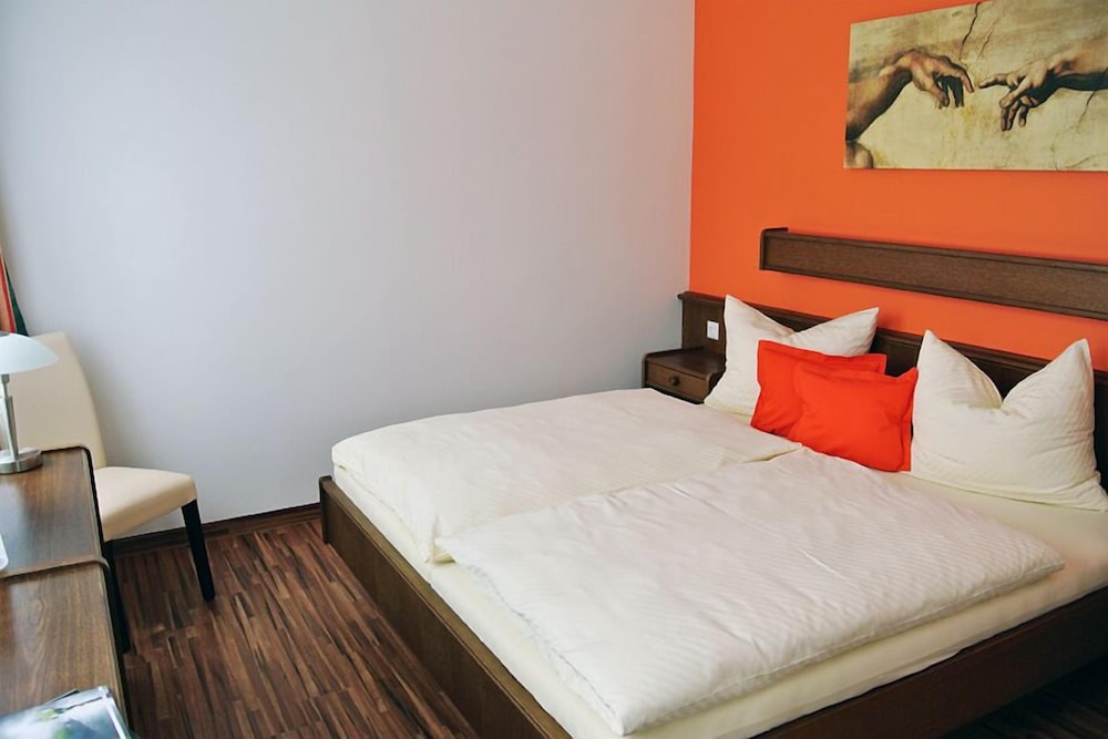 Standard Room photo 1