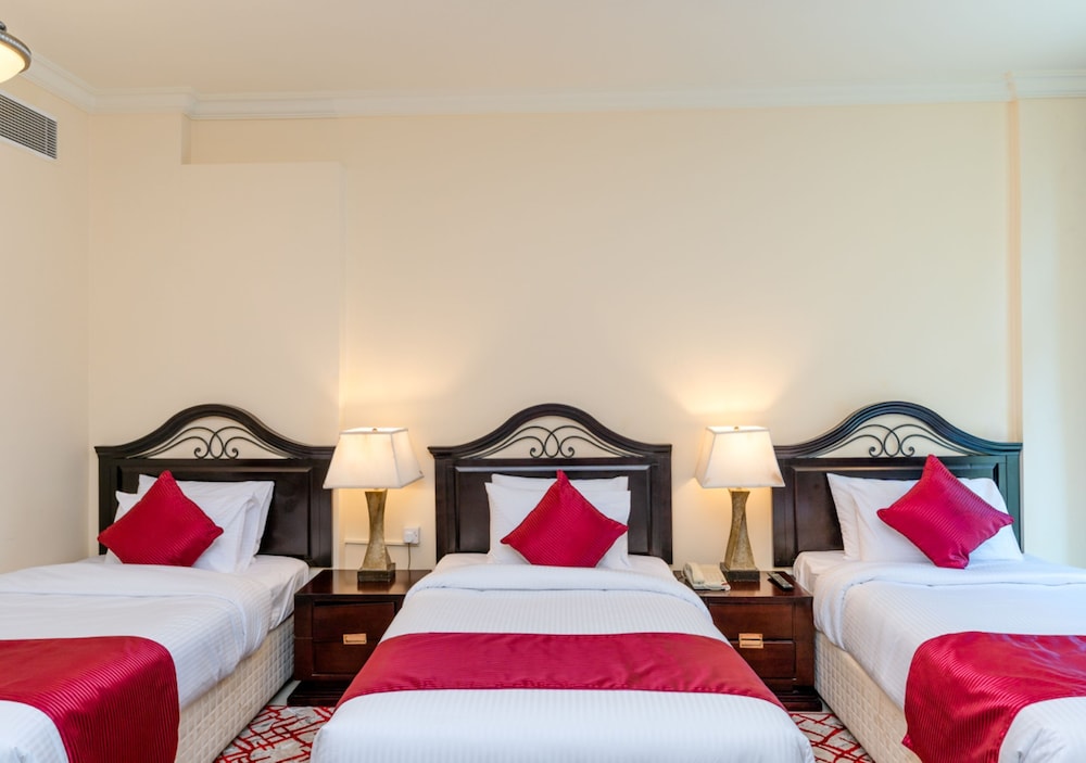 Executive Triple Room photo 2