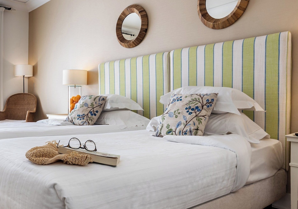 Standard Double or Twin Room - Photo 4