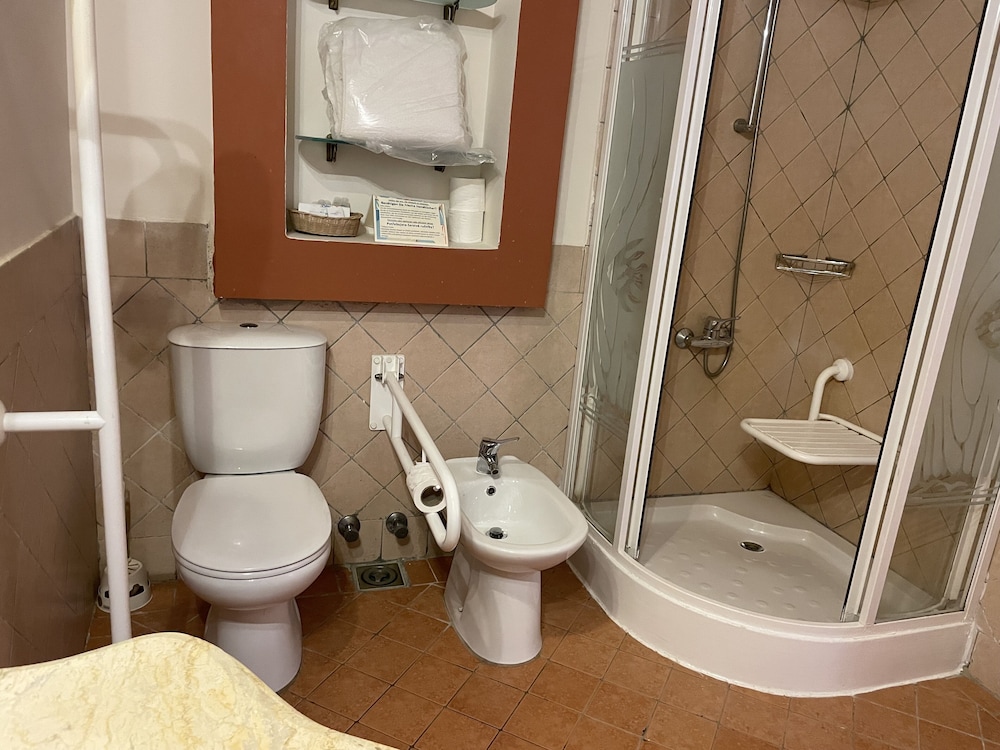 Standard Double or Twin Room, Garden View - Photo 28