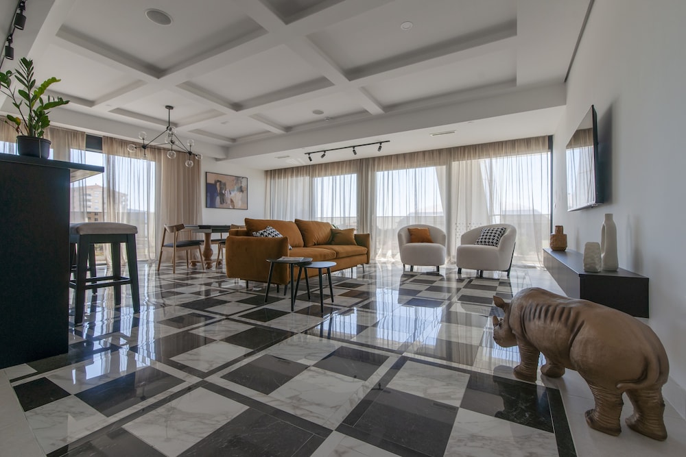 Royal Apartment, 1 Bedroom, 2 Bathrooms, Sea View photo 1