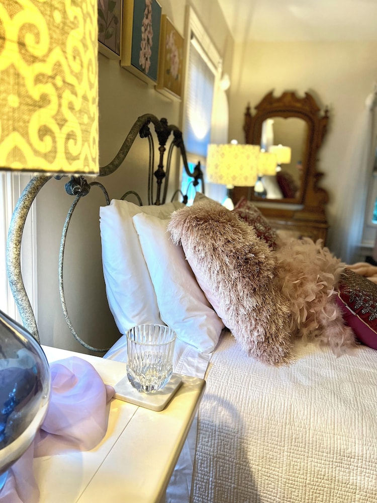 Primrose Room photo 2