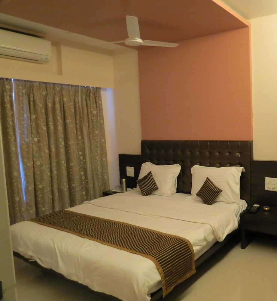 Family Suite (AC) photo 1
