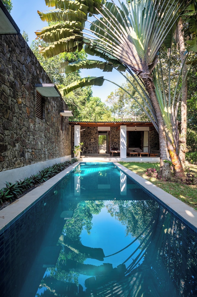 Cottage, Private Pool, Garden View