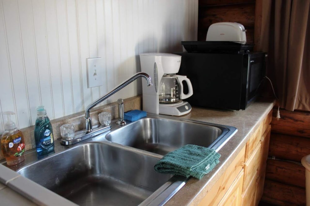 Aspen Log Cabin photo 2