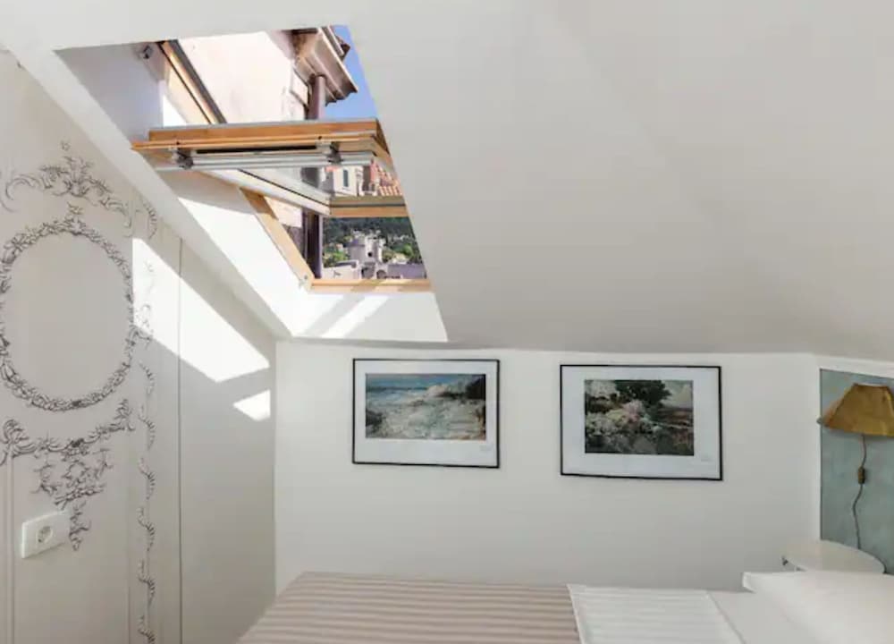Apartment (Double Room with Old town view)