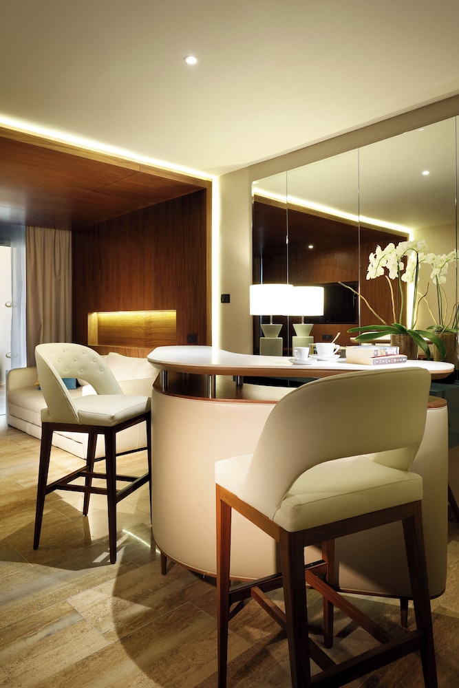 Loft Suite Jacuzzi Terrace