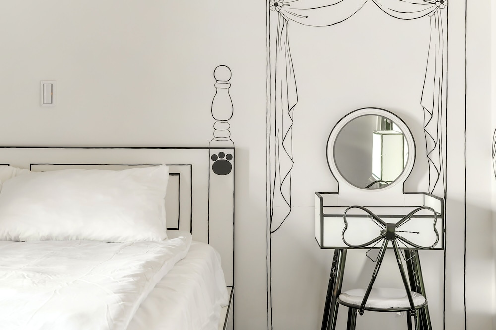 Deluxe Large Double Room - Photo 17