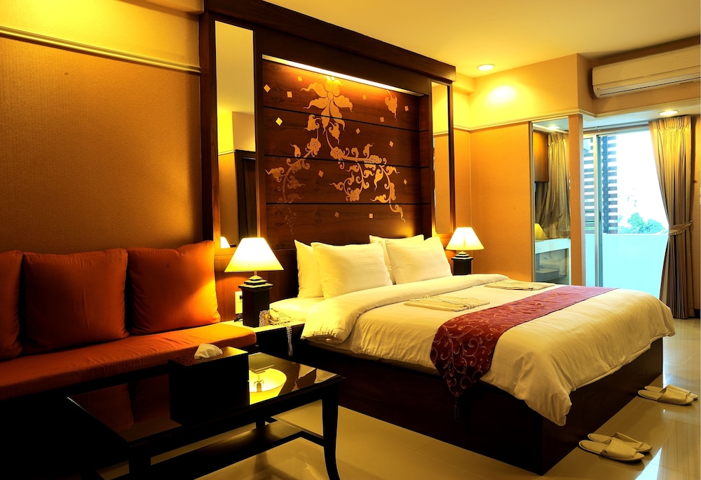 Deluxe Double Room, 1 King Bed photo 1