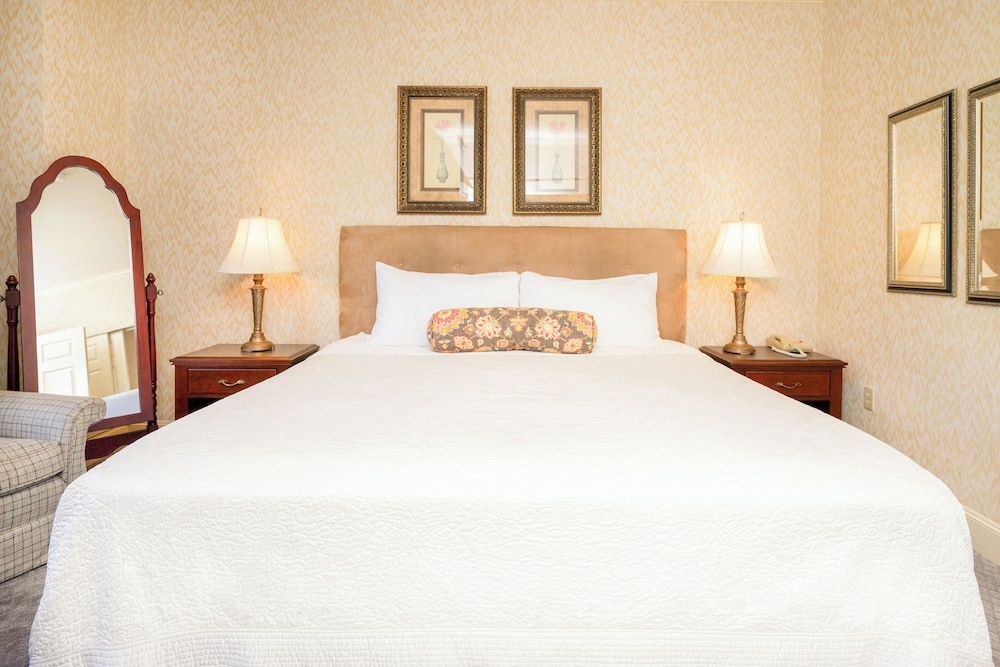 Room, 1 Queen Bed, Mobility Accessible (Park Side)