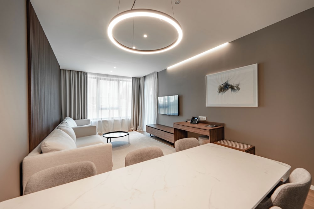 Family Apartment - Photo 8
