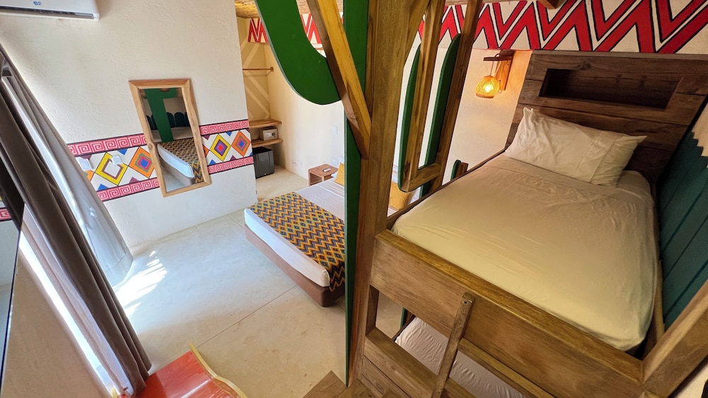 Superior Quadruple Room - Photo 2