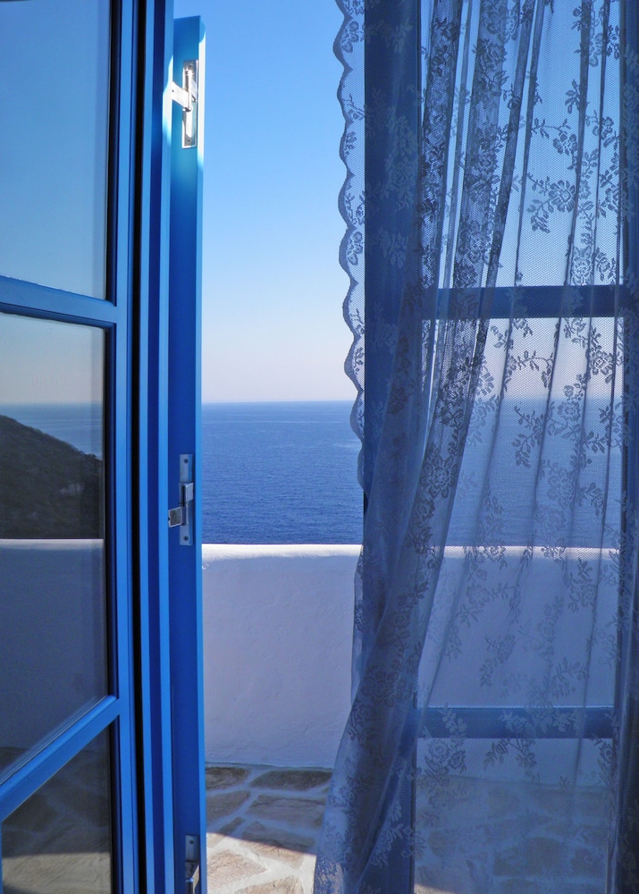 Elite Quadruple Room, Sea View photo 2