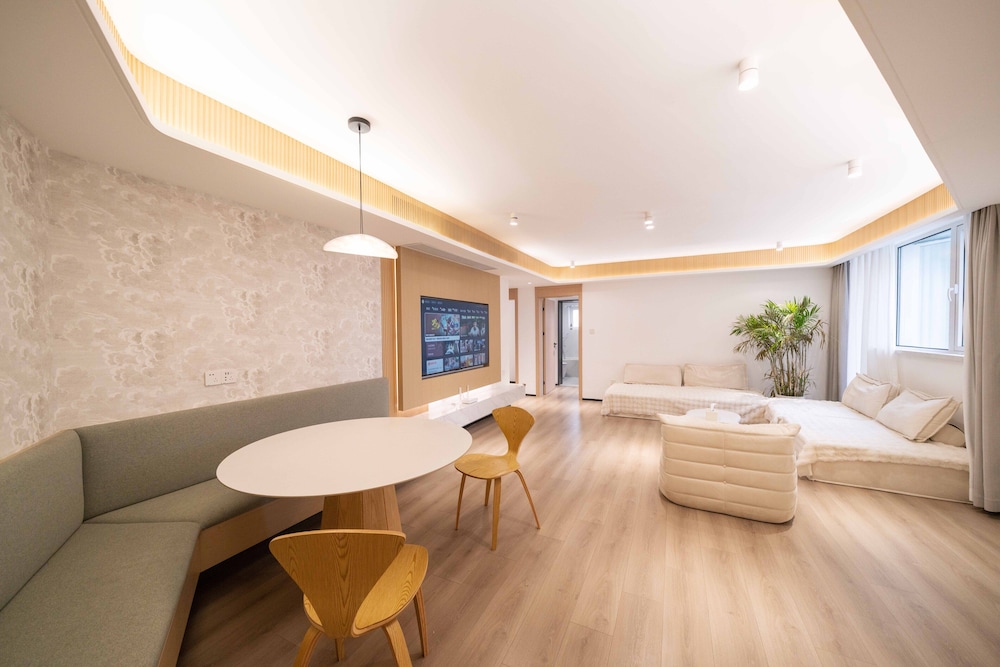 Comfort Apartment, City View