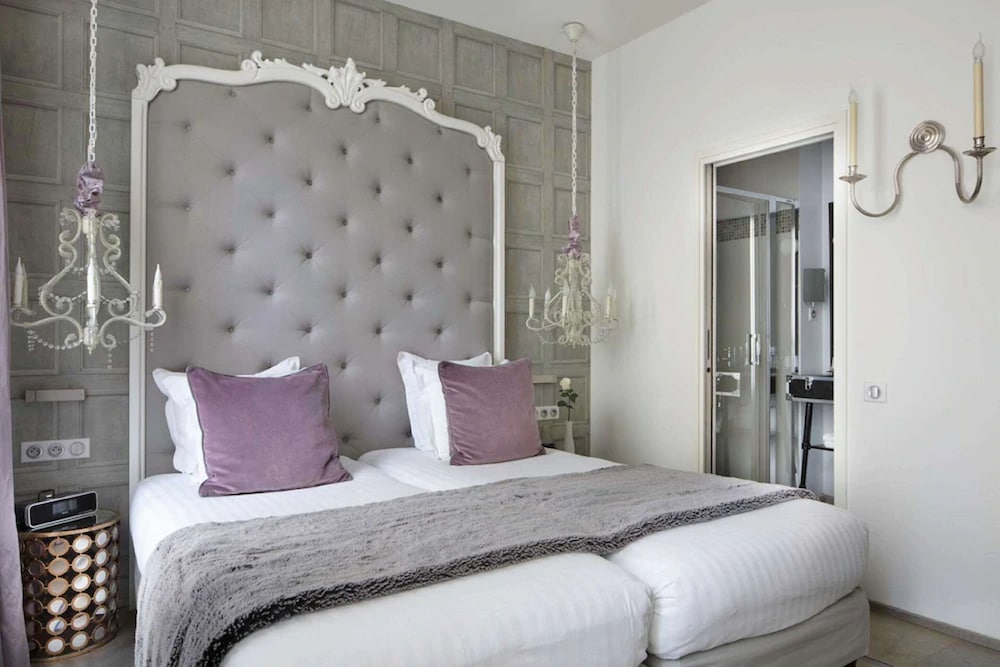 Standard Twin room - Complimentary soft minibar, Chromecast - Snacks, digital press, fitness access photo 2