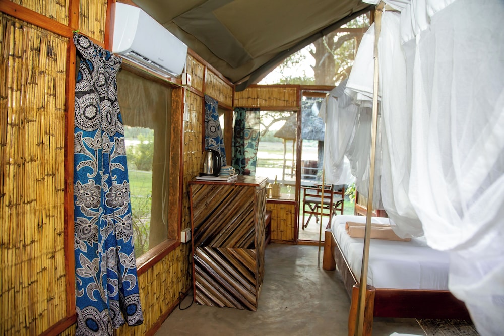 Luxury Tent photo 3
