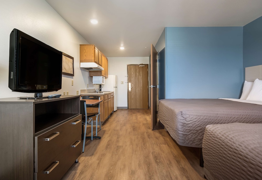 Standard Studio, 2 Double Beds, Non Smoking, Refrigerator & Microwave photo 2