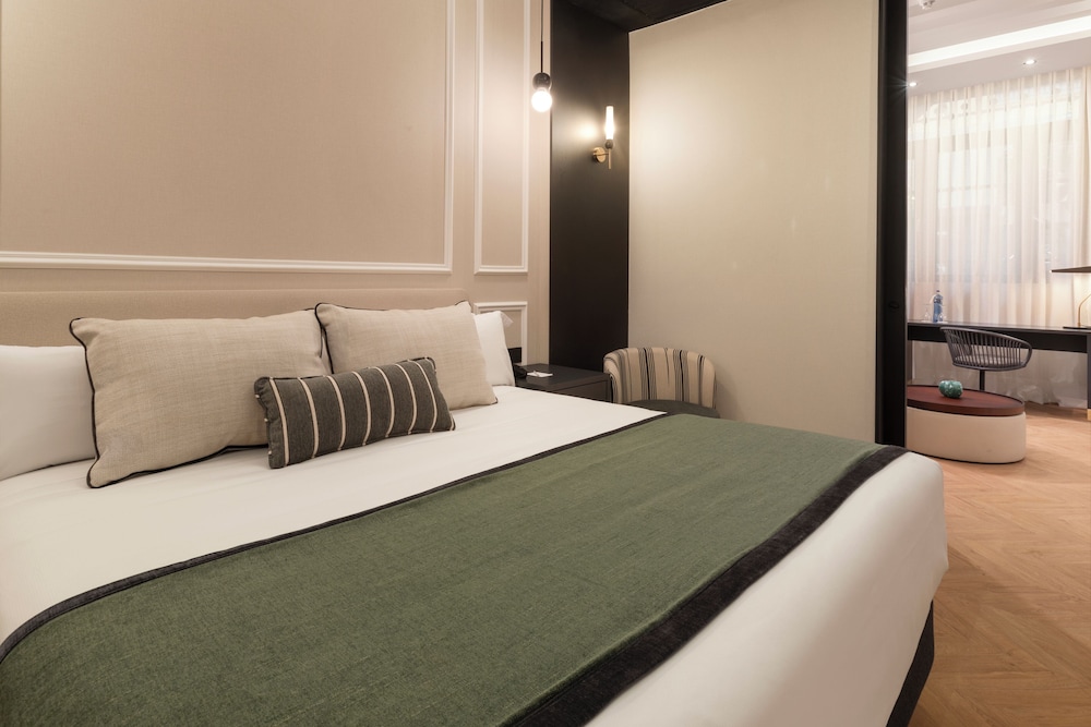 Suite (2 adults + 2 children) - Photo 2