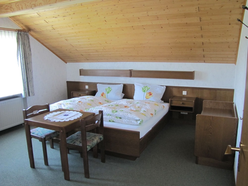 Classic Double Room, Annex Building (1 Kilometer Away From The Main House) photo 2