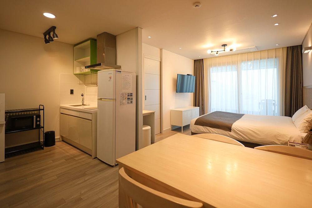 Superior Room Only [No private pool / Free shared pool]