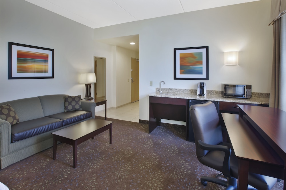 Suite, Multiple Beds photo 2