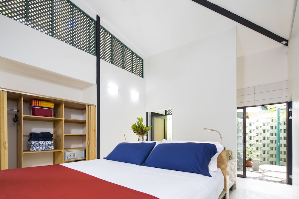 Standard Bungalow, 1 King Bed, Balcony, Mountain View (Brunka) photo 1