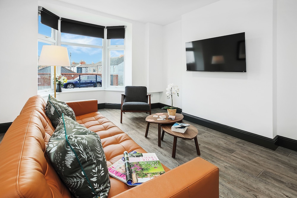 Business Apartment, Patio, Partial Sea View