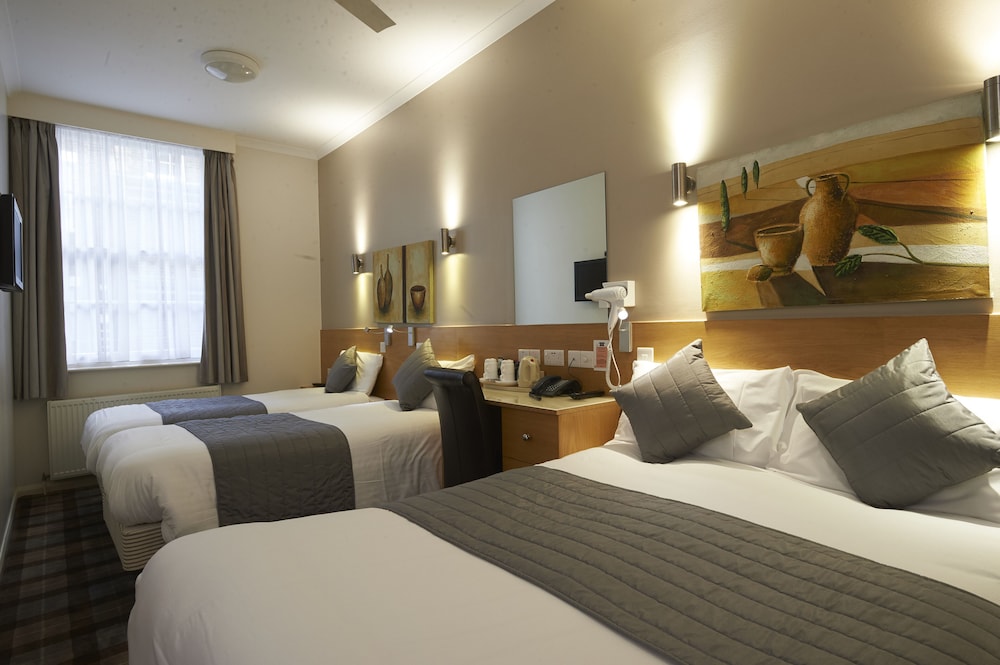 Quadruple Room photo 2