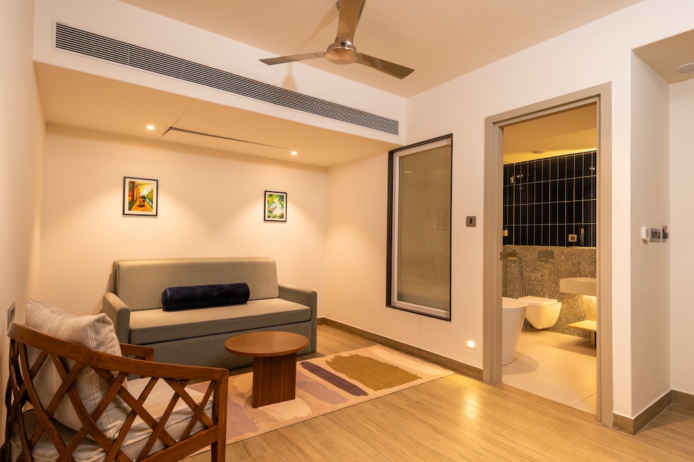 Suite with Balcony photo 3