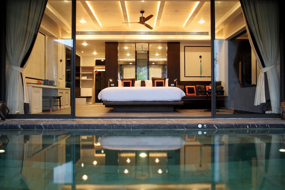 Baba Pool Suite Ocean View photo 3