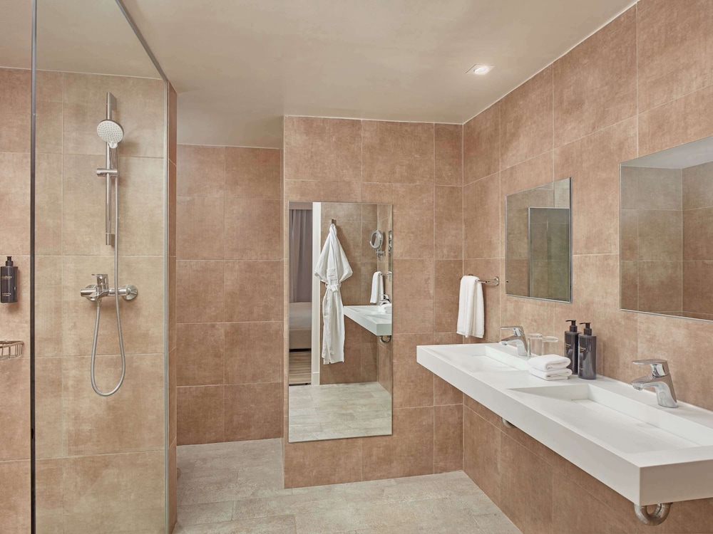 Premier Suite, 1 Bedroom - Photo 3