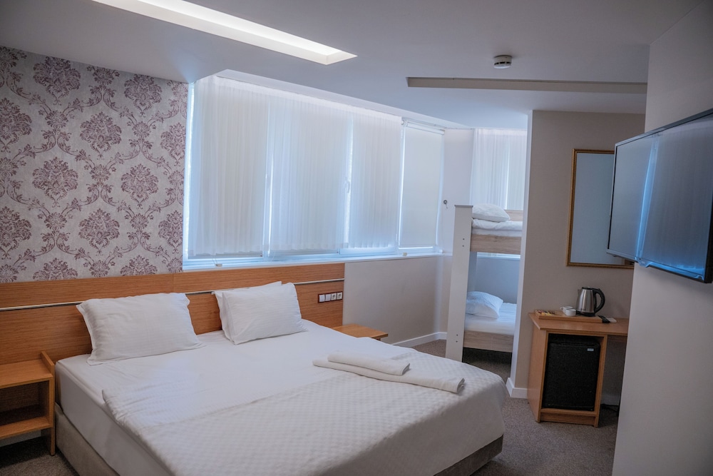 Family Quadruple Room