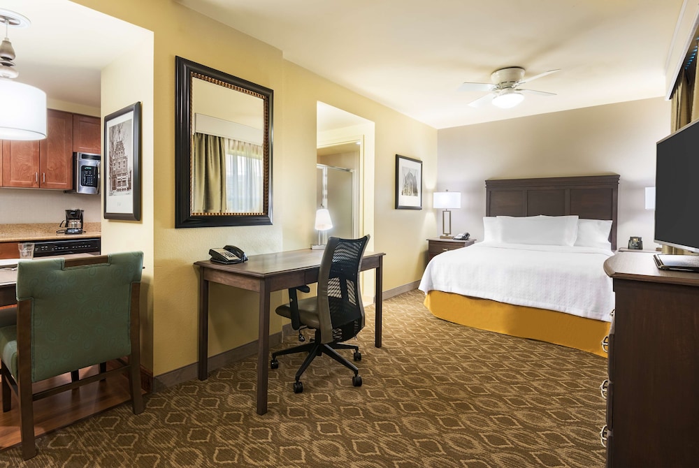 Studio Suite, 1 Queen Bed