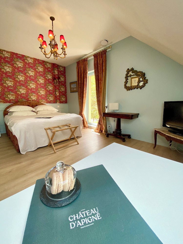 Traditional Double Room ( (in Elisabeth detached house) ) - Photo 9