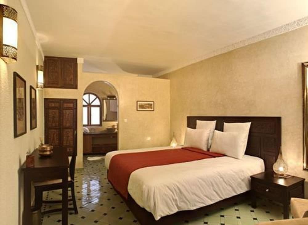 Superior Double or Twin Room - Photo 5