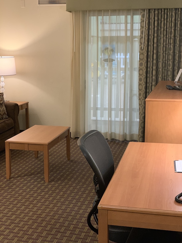 Suite, 1 Bedroom, Non Smoking (2 Queen Beds) - Photo 6