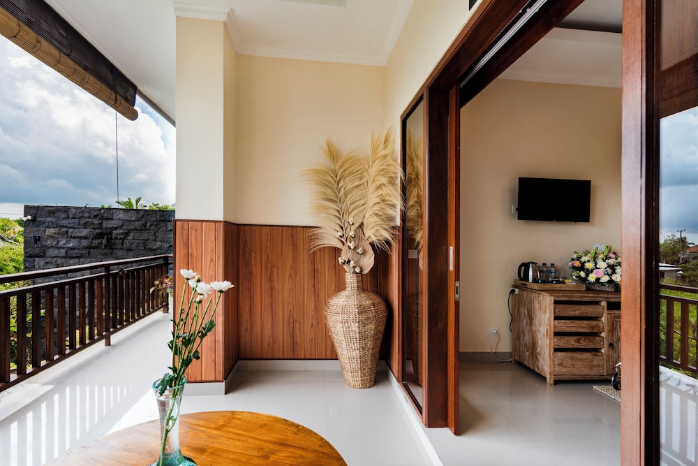 Deluxe Double Room, Garden View