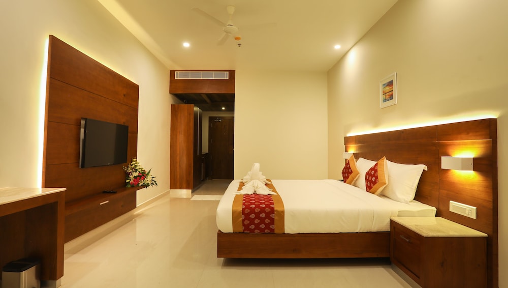 Deluxe Double Or Twin Room, Resort View photo 3